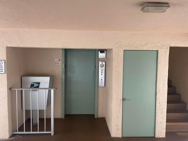 700 Village Green Court 101, Palm Springs, FL 33461