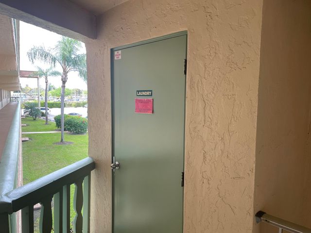 700 Village Green Court 101, Palm Springs, FL 33461