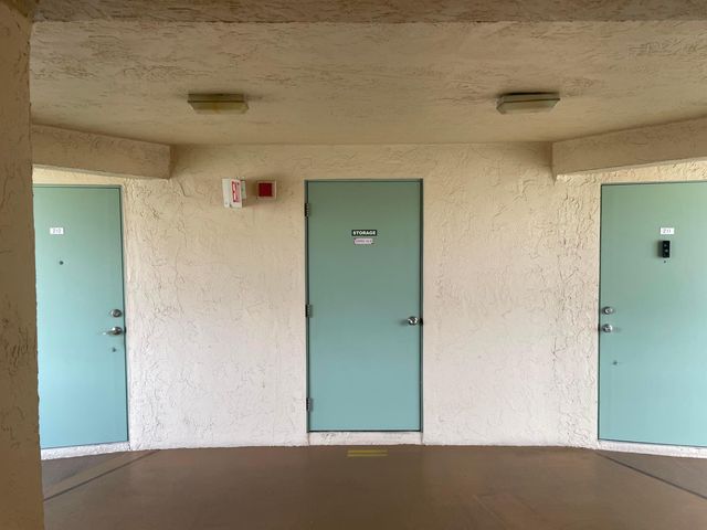 700 Village Green Court 101, Palm Springs, FL 33461