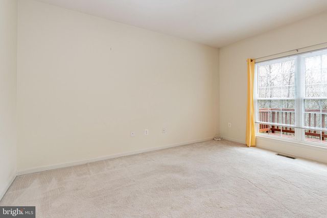 202 HEMLOCK DR, Stafford, VA 22554