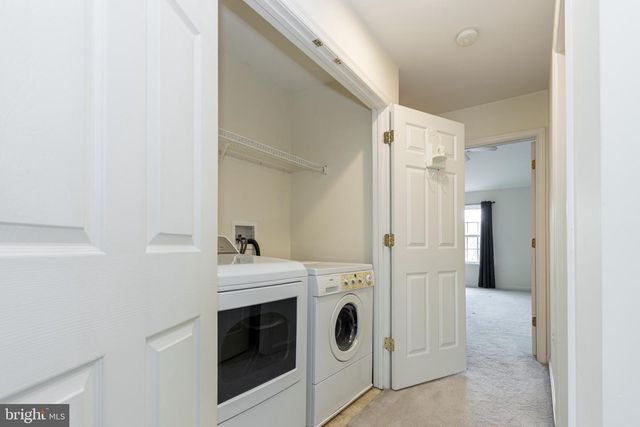 202 HEMLOCK DR, Stafford, VA 22554