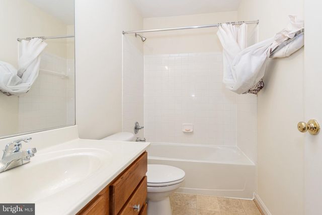 202 HEMLOCK DR, Stafford, VA 22554