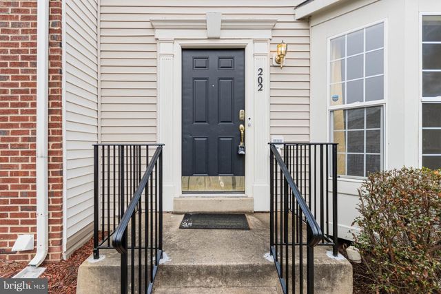 202 HEMLOCK DR, Stafford, VA 22554