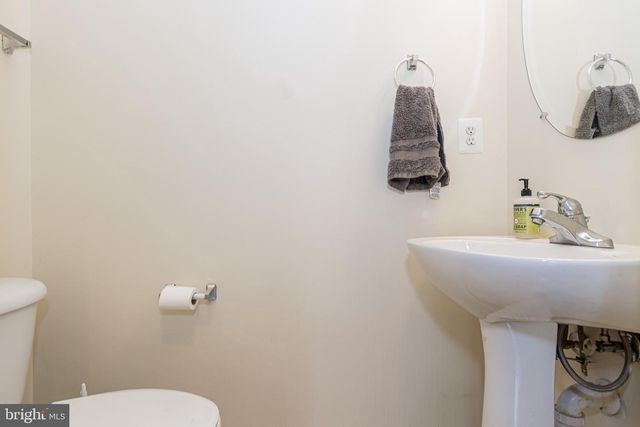 202 HEMLOCK DR, Stafford, VA 22554