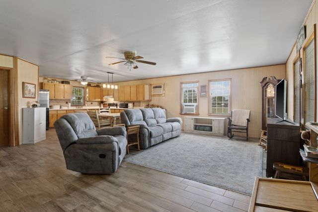 196 County Road 1309, Bogata, TX 75417