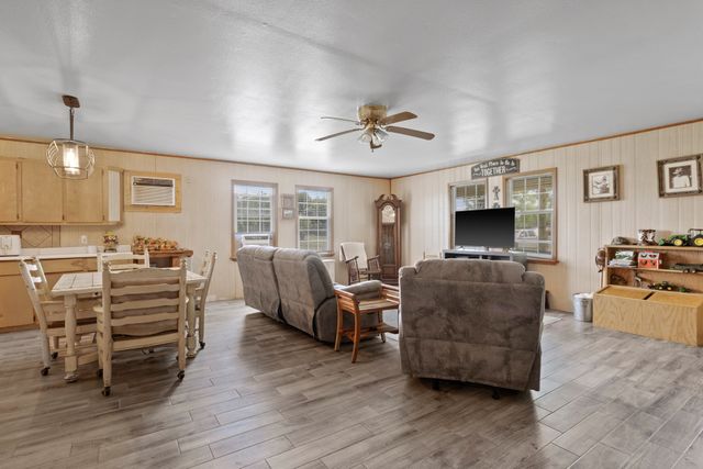 196 County Road 1309, Bogata, TX 75417