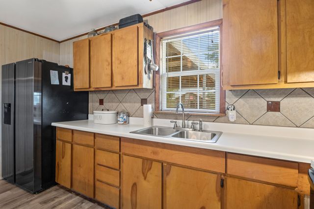 196 County Road 1309, Bogata, TX 75417