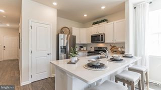 141 MAZZEO DR, Glassboro, NJ 08028