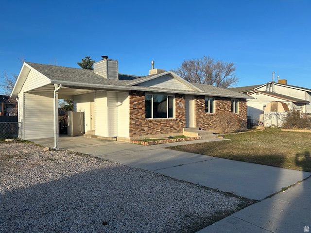 5332 W CROCKET DR, Kearns, UT 84118