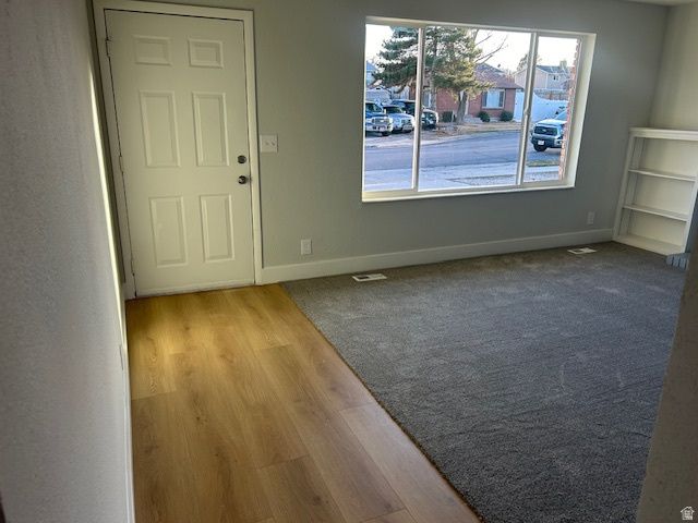5332 W CROCKET DR, Kearns, UT 84118