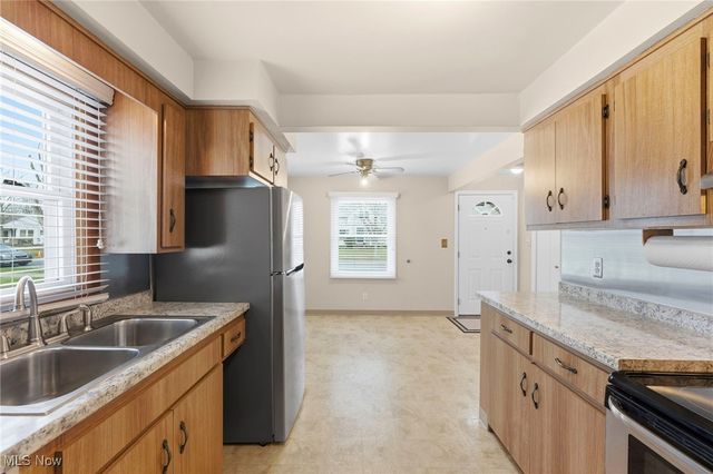 15700 Woodbrook Avenue, Maple Heights, OH 44137