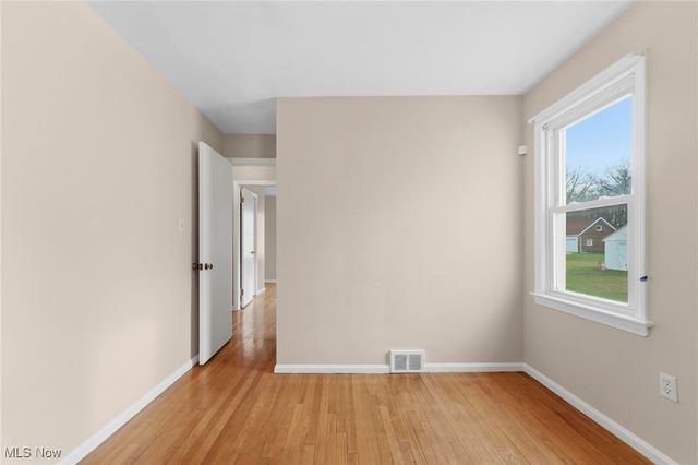 15700 Woodbrook Avenue, Maple Heights, OH 44137