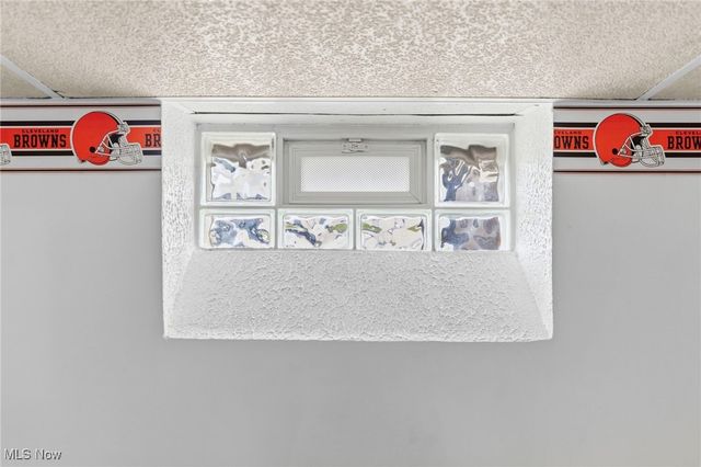 15700 Woodbrook Avenue, Maple Heights, OH 44137