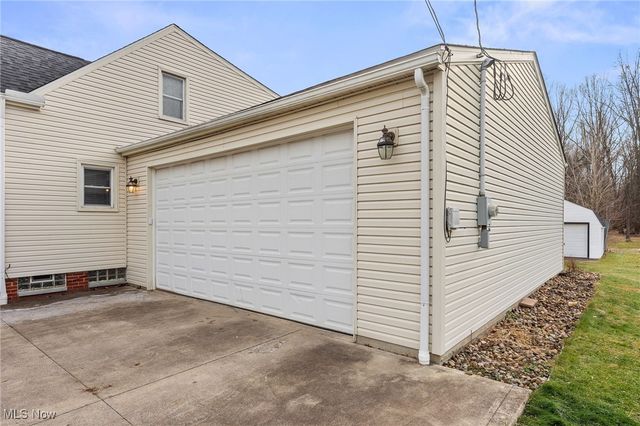 15700 Woodbrook Avenue, Maple Heights, OH 44137