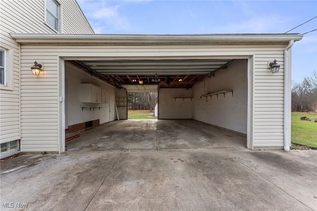 15700 Woodbrook Avenue, Maple Heights, OH 44137