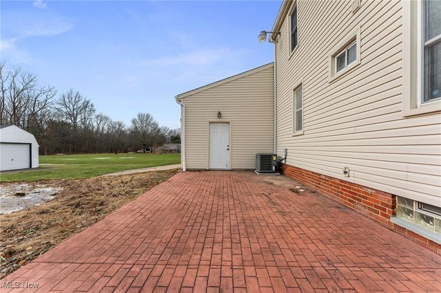 15700 Woodbrook Avenue, Maple Heights, OH 44137