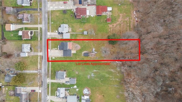 15700 Woodbrook Avenue, Maple Heights, OH 44137