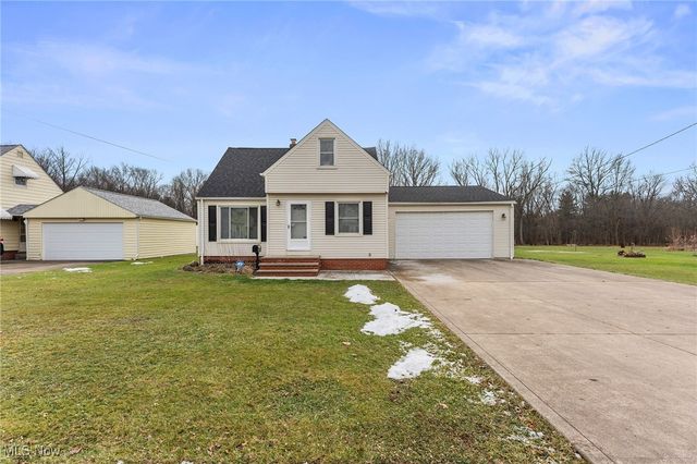 15700 Woodbrook Avenue, Maple Heights, OH 44137