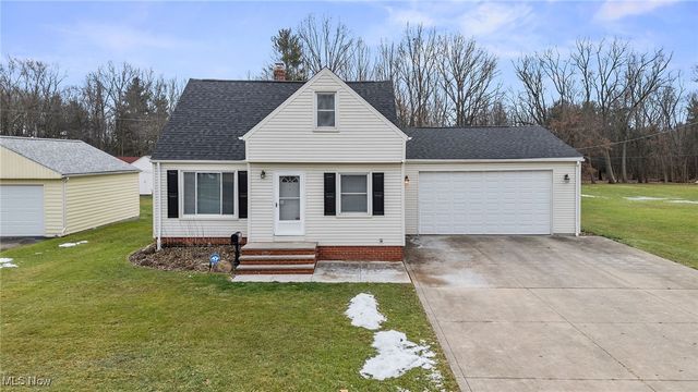 15700 Woodbrook Avenue, Maple Heights, OH 44137