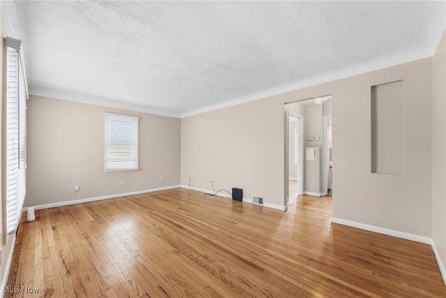 15700 Woodbrook Avenue, Maple Heights, OH 44137