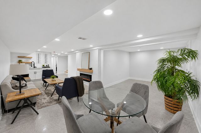 8041 S Ada Street, Chicago, IL 60620