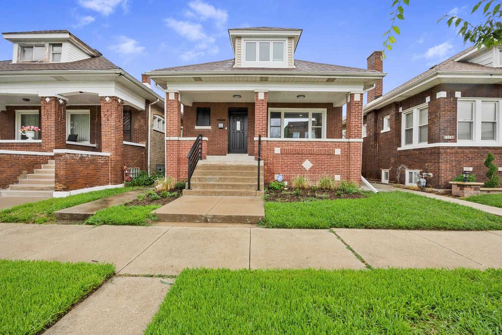 8041 S Ada Street, Chicago, IL 60620