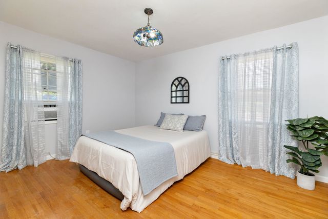 208 THOMAS ST, Staunton, VA 24401