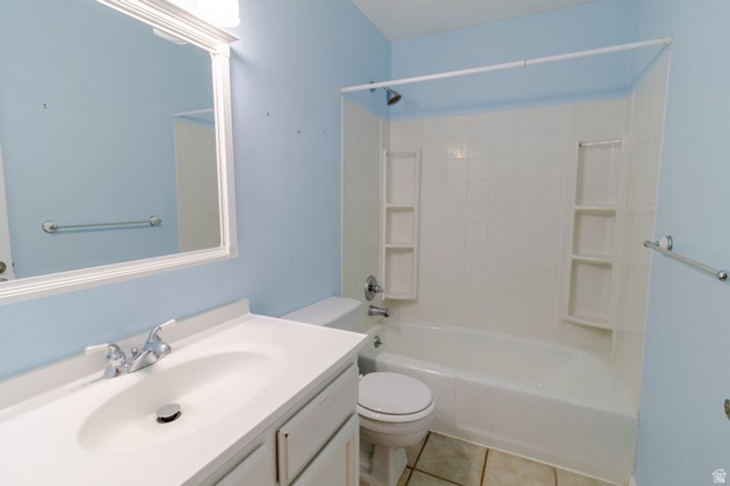 Image 13 of property listing at 3132 E NORDIC DR, Cottonwood Heights, UT 84093