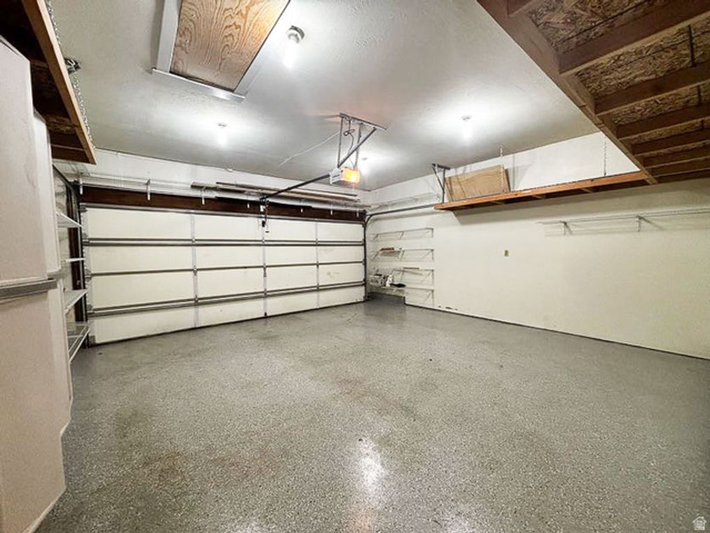 Image 16 of property listing at 3132 E NORDIC DR, Cottonwood Heights, UT 84093