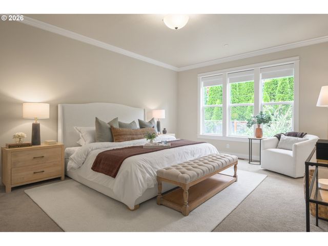 2301 OAKWAY Ter, Eugene, OR 97401