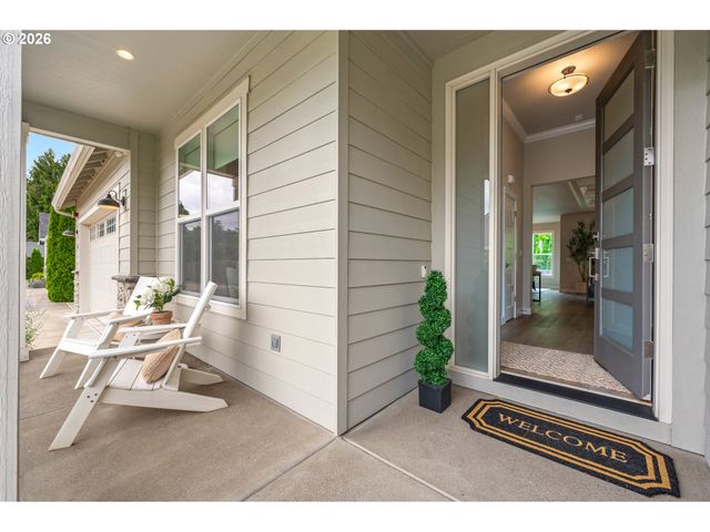 2301 OAKWAY Ter, Eugene, OR 97401