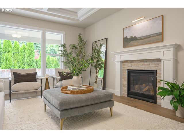 2301 OAKWAY Ter, Eugene, OR 97401