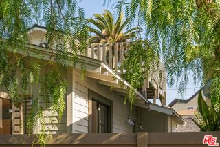 2329 Ocean Avenue, Venice, CA 90291