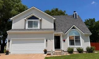 907 Rosewood Court, Paola, KS 66071