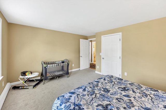 53 Thornberry Cir, Mashpee, MA 02649