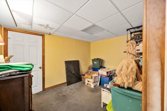 53 Thornberry Cir, Mashpee, MA 02649