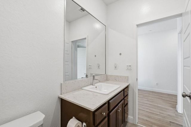 5836 E Pitt Avenue, Fresno, CA 93727
