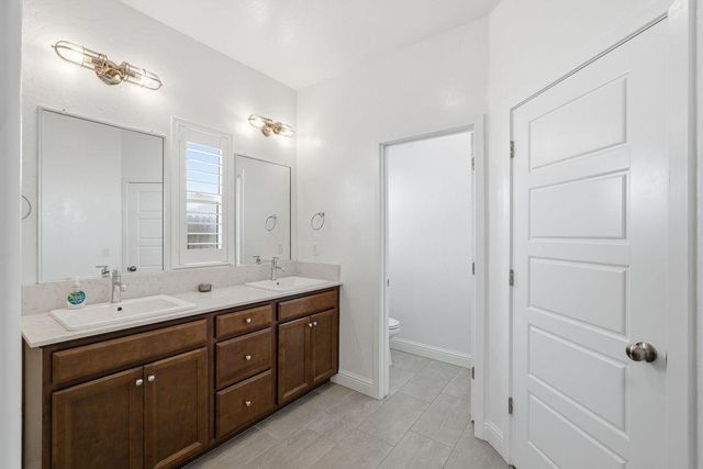 5836 E Pitt Avenue, Fresno, CA 93727