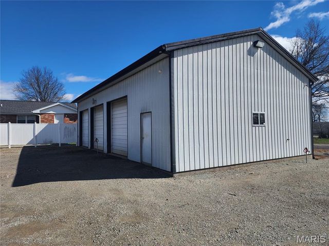 709 & 713 Janey Drive, Farmington, MO 63640