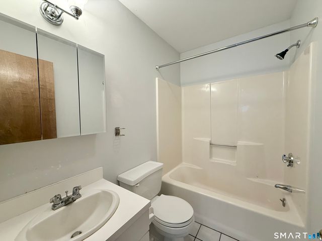 139 Bradley Street B, New Haven, CT 06511