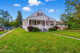 2437 Airport Highway, Toledo, OH 43609