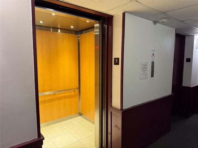 4174 Inverrary Dr 905, Lauderhill, FL 33319