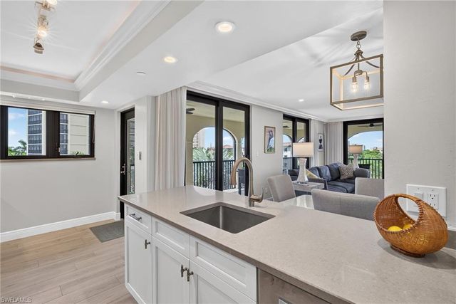 6020 Pelican Bay BLVD 402, Naples, FL 34108