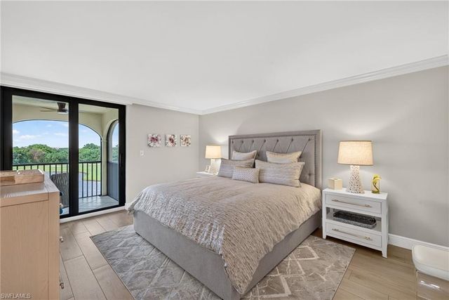 6020 Pelican Bay BLVD 402, Naples, FL 34108