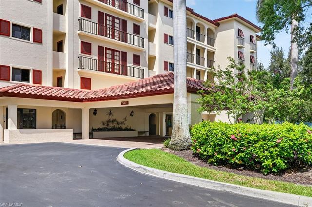 6020 Pelican Bay BLVD 402, Naples, FL 34108