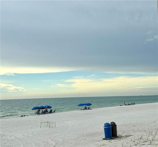 6020 Pelican Bay BLVD 402, Naples, FL 34108