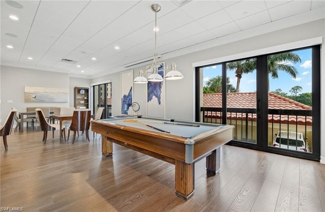 6020 Pelican Bay BLVD 402, Naples, FL 34108