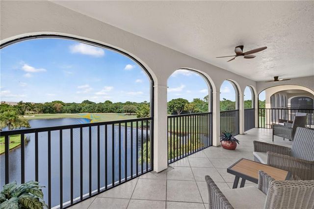 6020 Pelican Bay BLVD 402, Naples, FL 34108