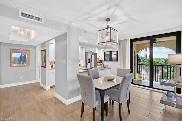 6020 Pelican Bay BLVD 402, Naples, FL 34108