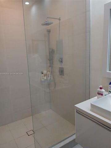 6415 NW 102nd Path 208, Doral, FL 33178